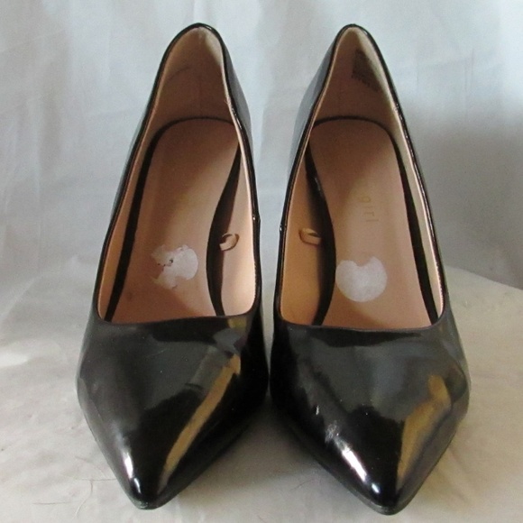 Madden Girl Black Heels - Picture 2 of 7